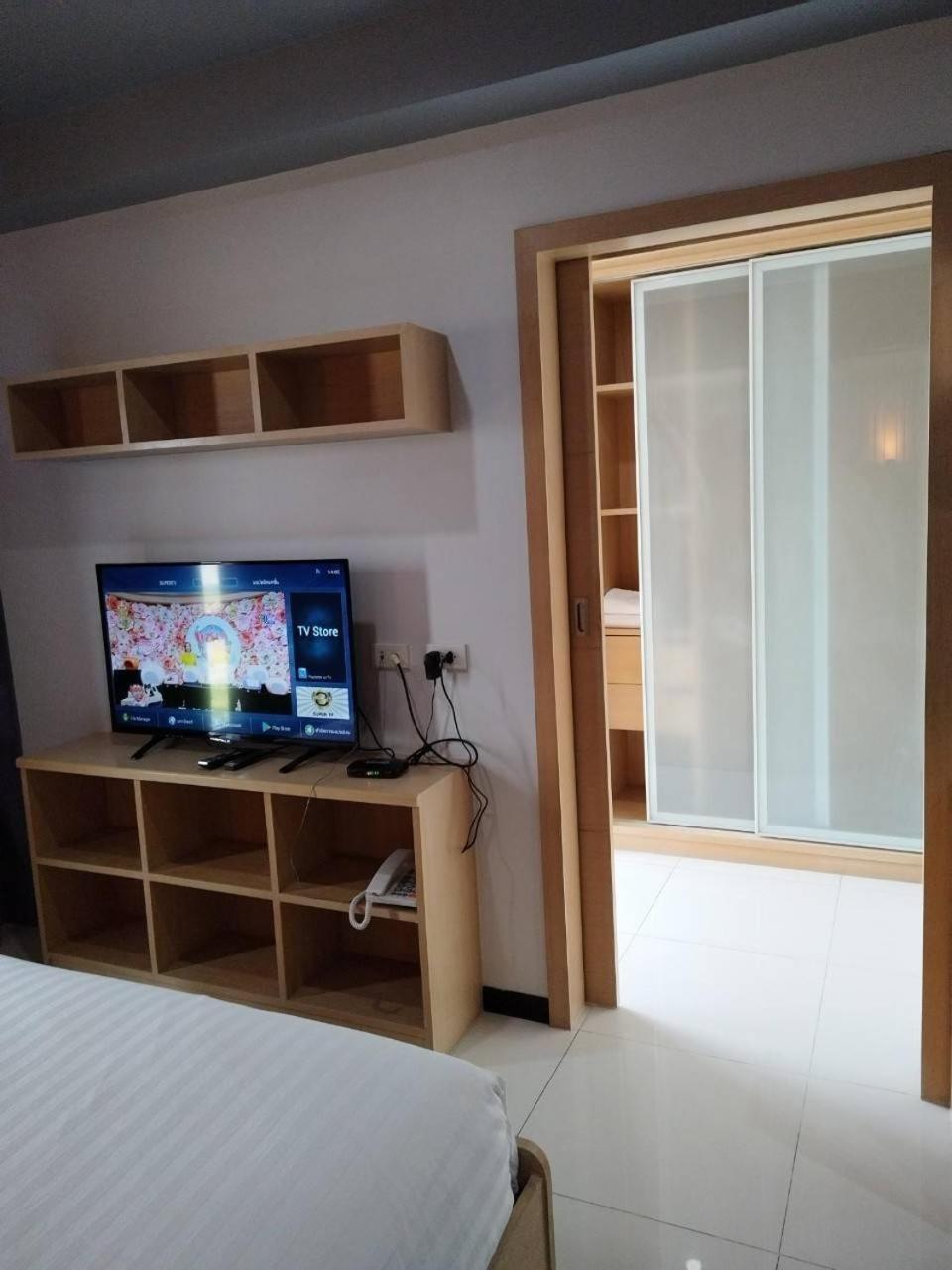 Bangkok Boutique Resort Rangsit Патум Тани Екстериор снимка