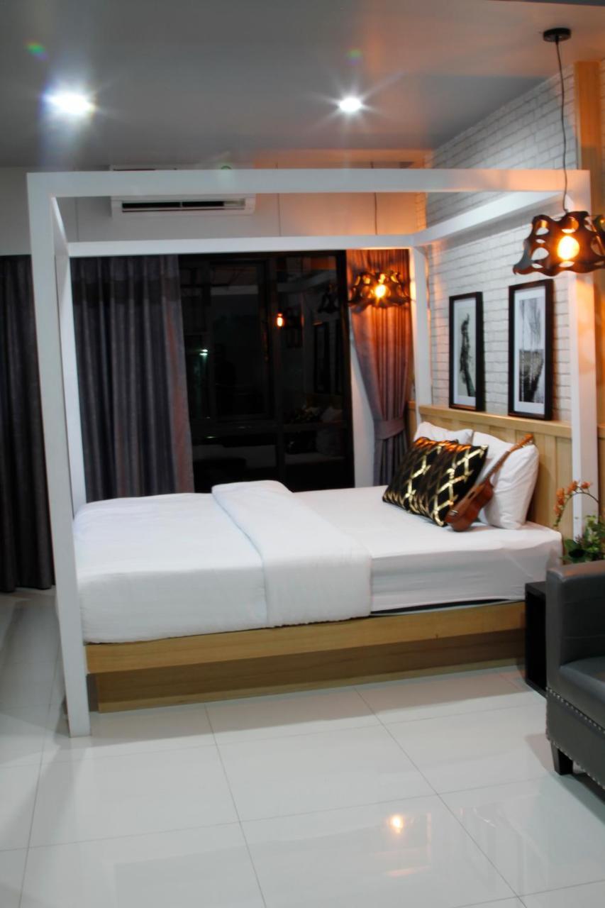 Bangkok Boutique Resort Rangsit Патум Тани Екстериор снимка